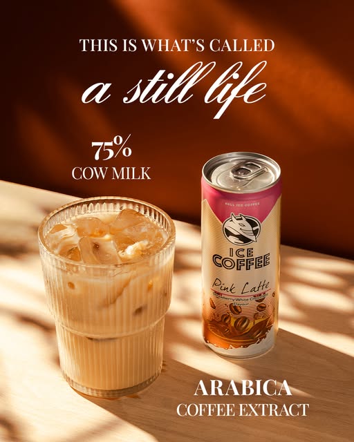 You, the autumn glow, and a perfect coffee. Does it get any better than this?